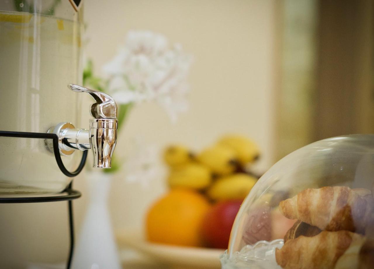 Family Hotel Anna Ρούσε Εξωτερικό φωτογραφία